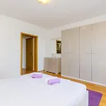 Apartment & Mazdin