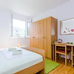 Apartment & Mazdin Banici