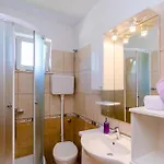 Apartment & Mazdin *