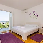 & Mazdin Apartment Banici