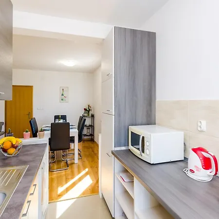 Appartement & Mazdin Banići